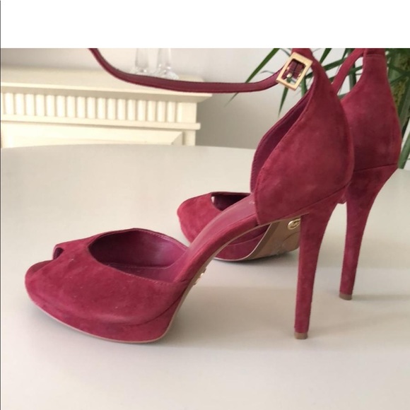 Platform Sandals - Picture 4 of 7